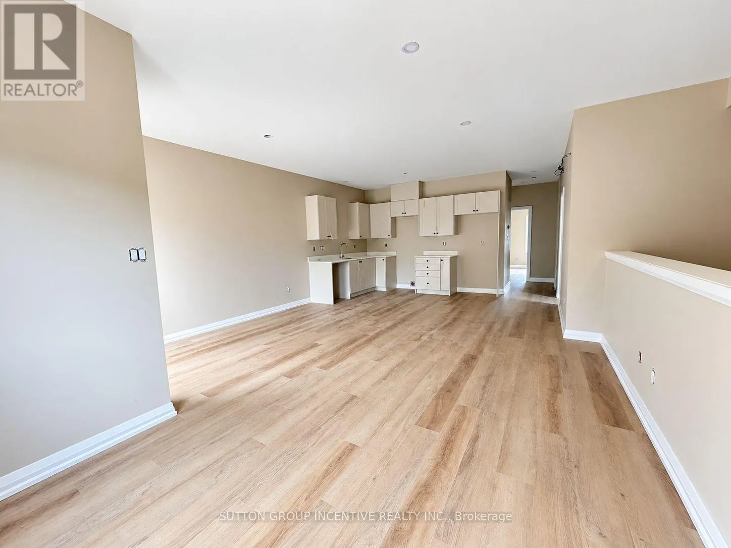 7 - 1 RIVERDALE DRIVE