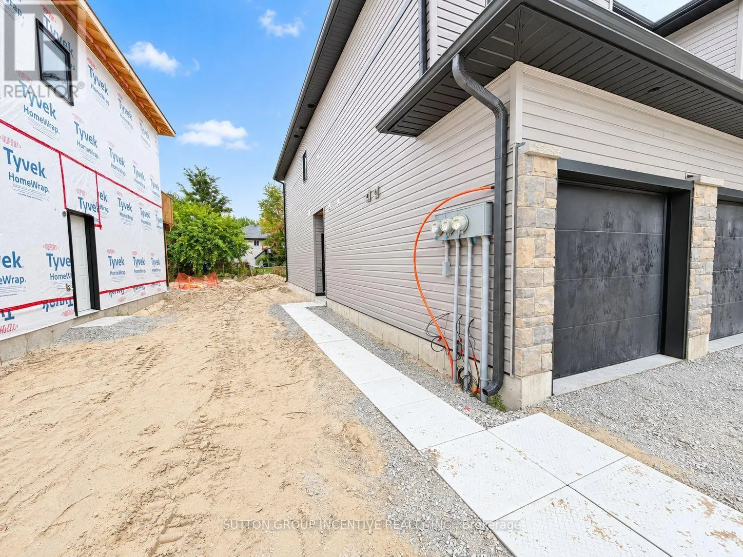 7 - 1 RIVERDALE DRIVE