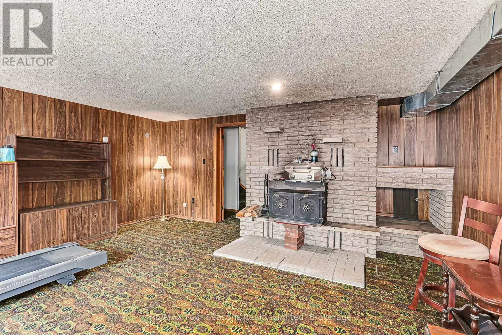 828 OXBOW PARK DRIVE