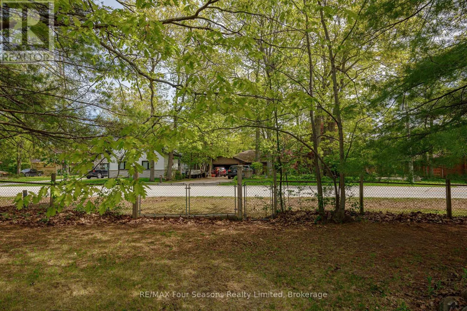 828 OXBOW PARK DRIVE