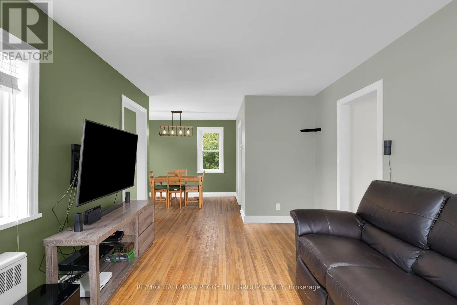 1556 FLOS RD 4 W