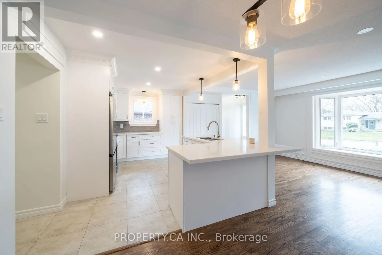 24 THORNCREST ROAD