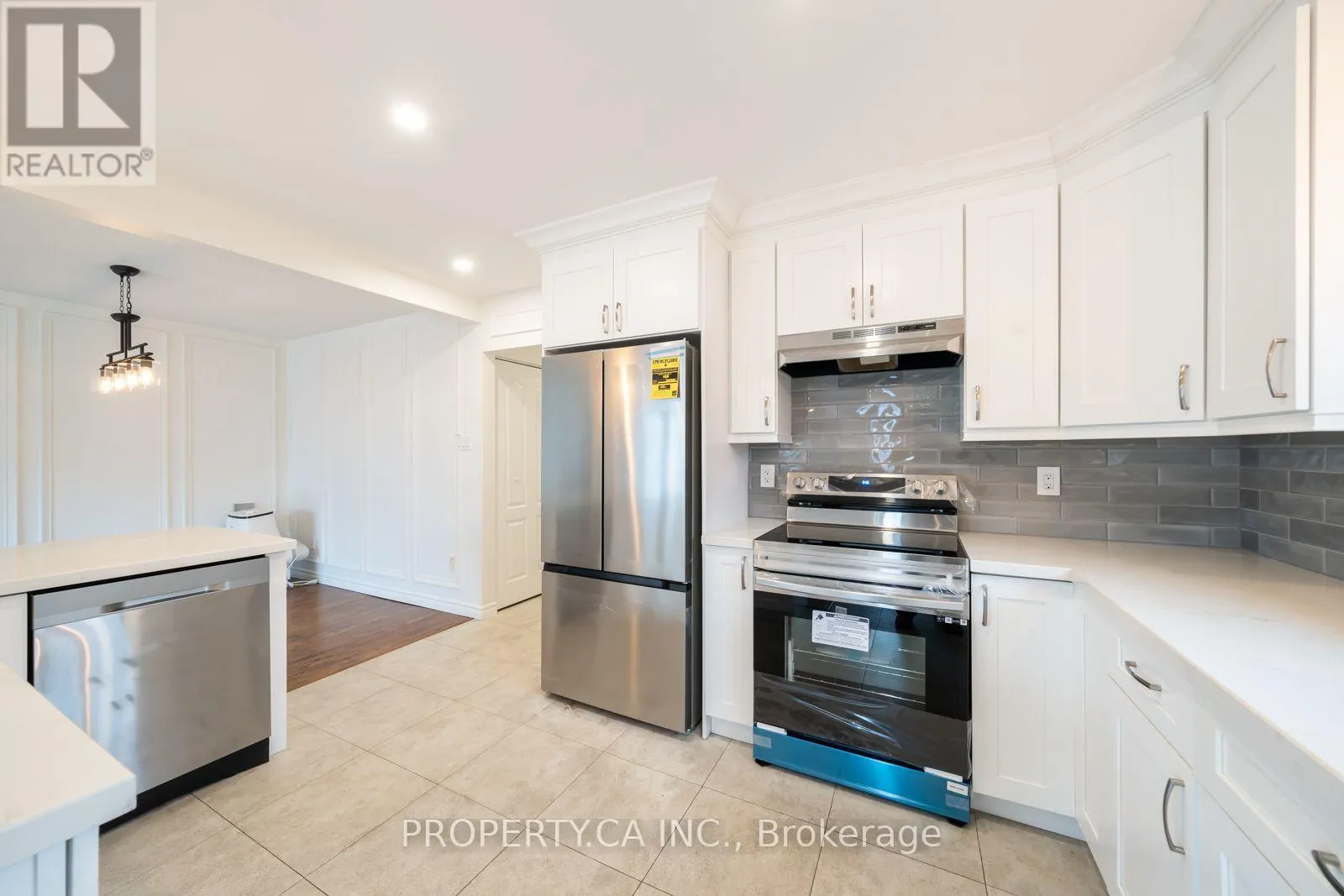 24 THORNCREST ROAD