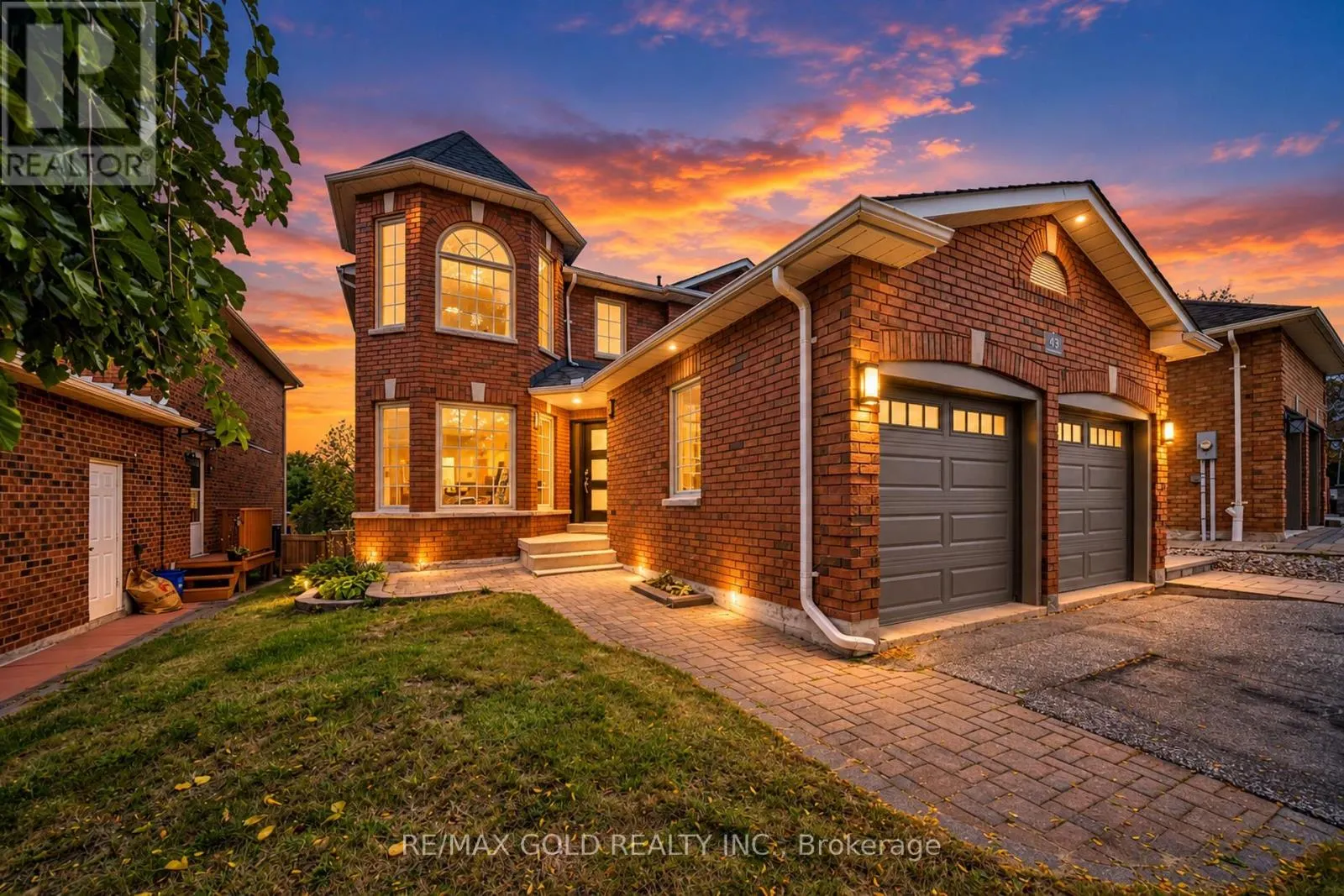 43 GOLDEN MEADOW ROAD