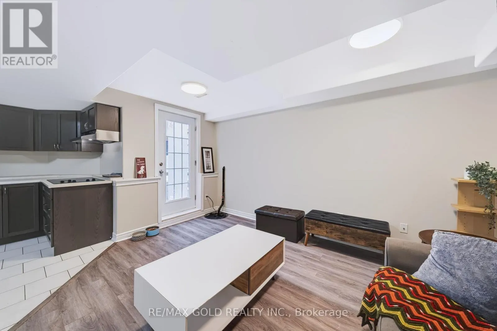 43 GOLDEN MEADOW ROAD
