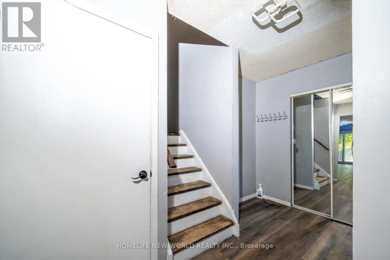 341 HICKLING TRAIL