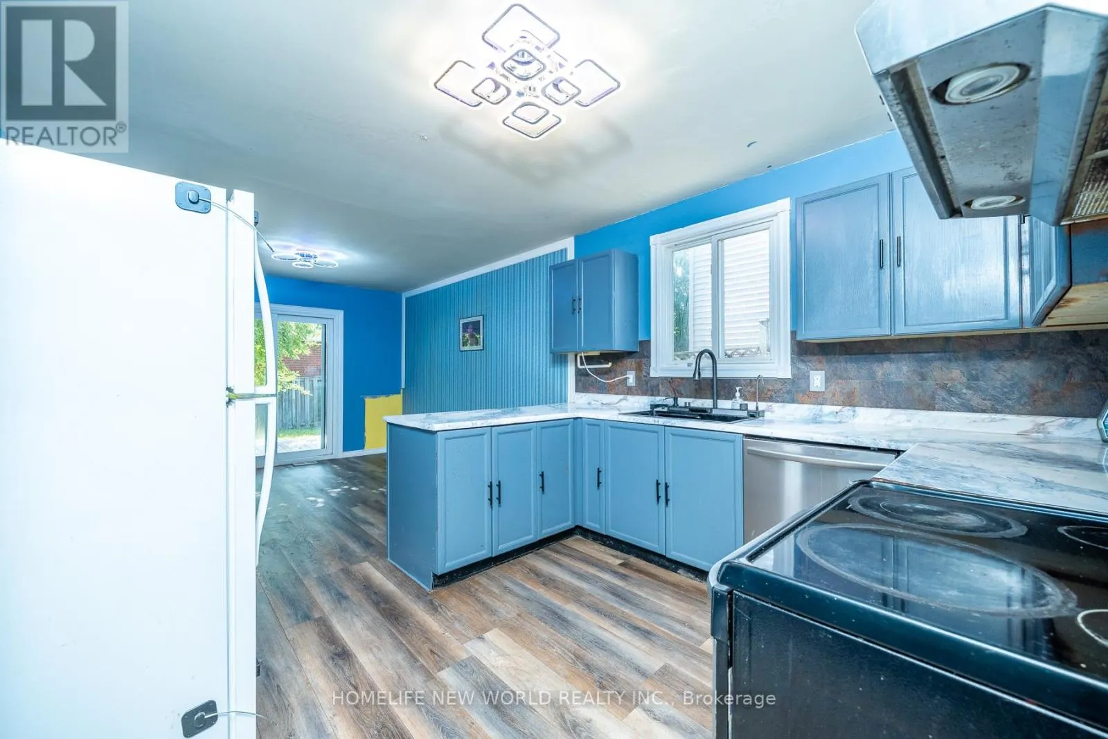 341 HICKLING TRAIL
