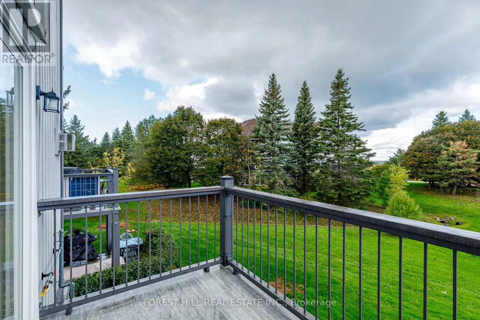 348 MARINERS WAY