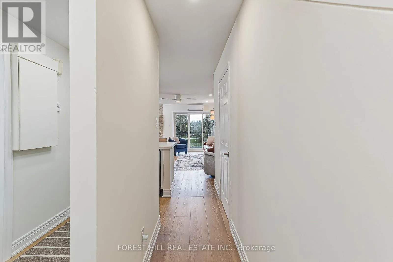 348 MARINERS WAY