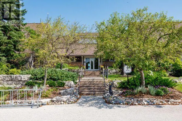 348 MARINERS WAY
