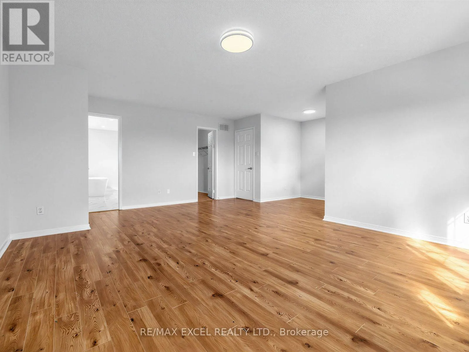 396 CUNDLES ROAD W