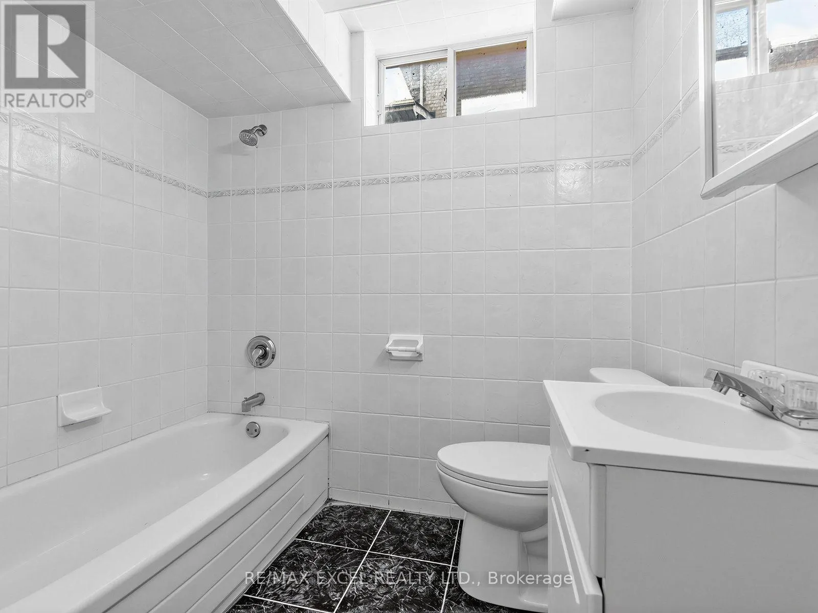 396 CUNDLES ROAD W