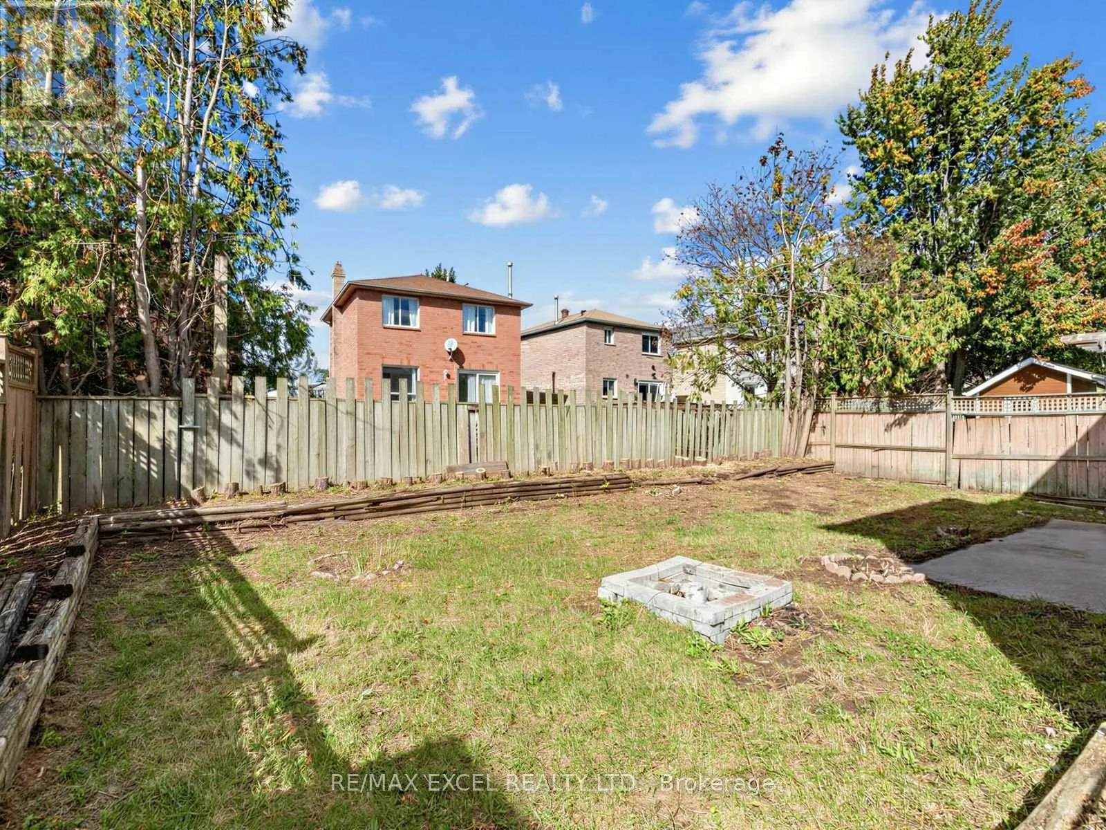 396 CUNDLES ROAD W