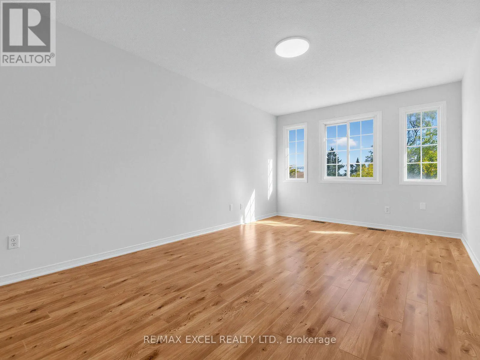 396 CUNDLES ROAD W