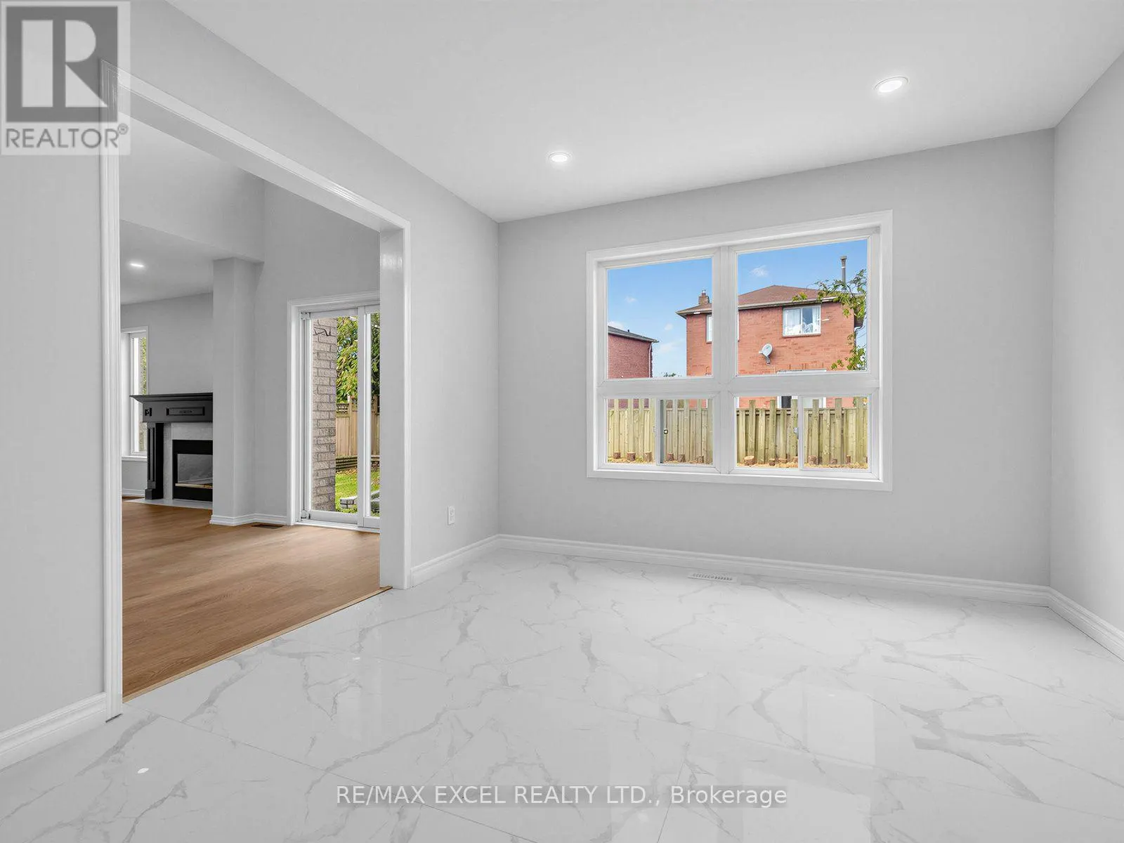 396 CUNDLES ROAD W