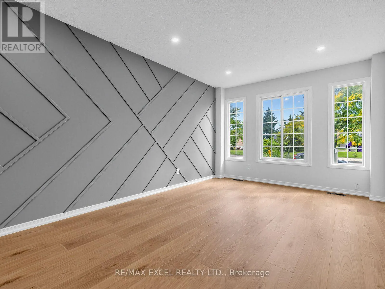 396 CUNDLES ROAD W