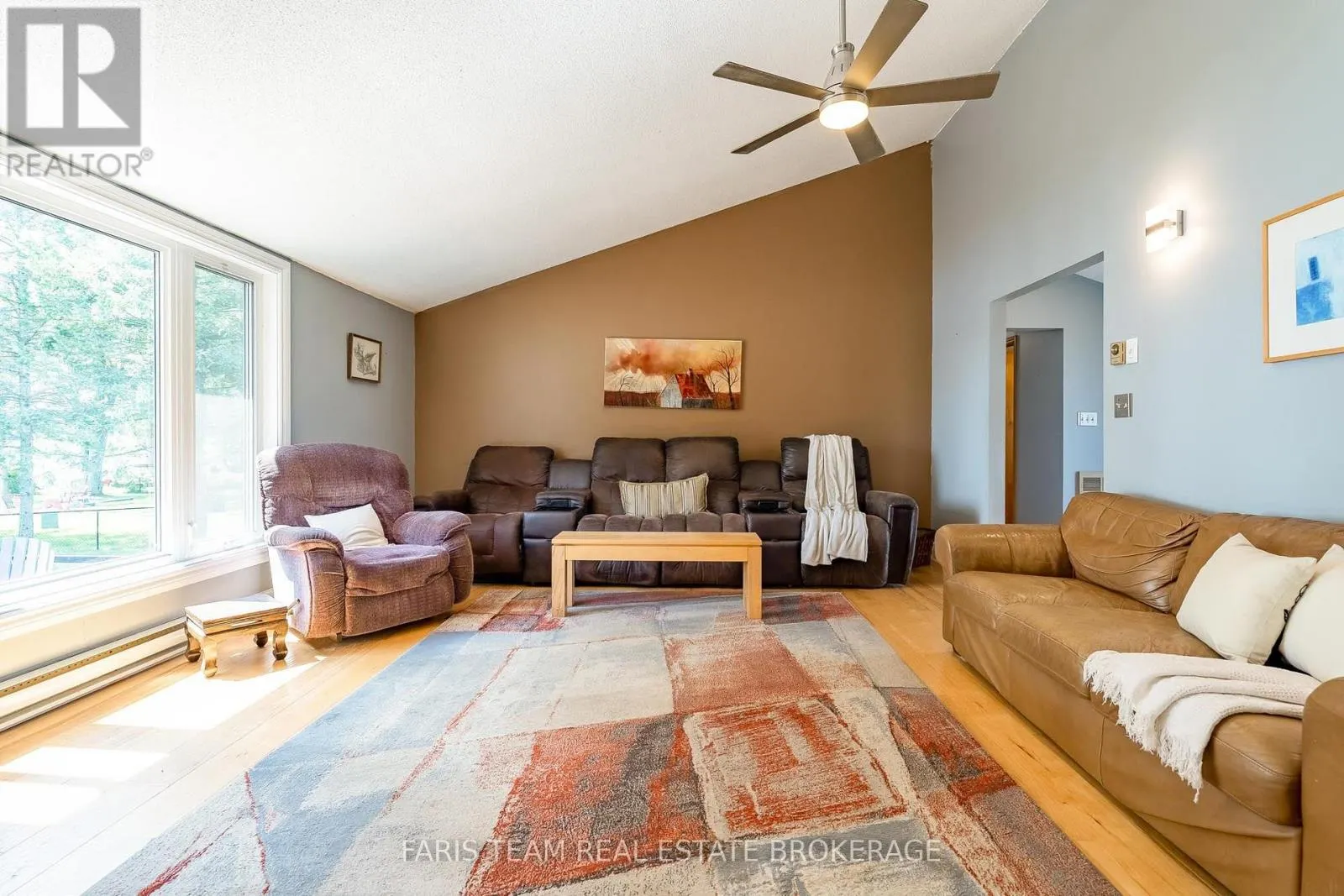3299 SHOREVIEW DRIVE
