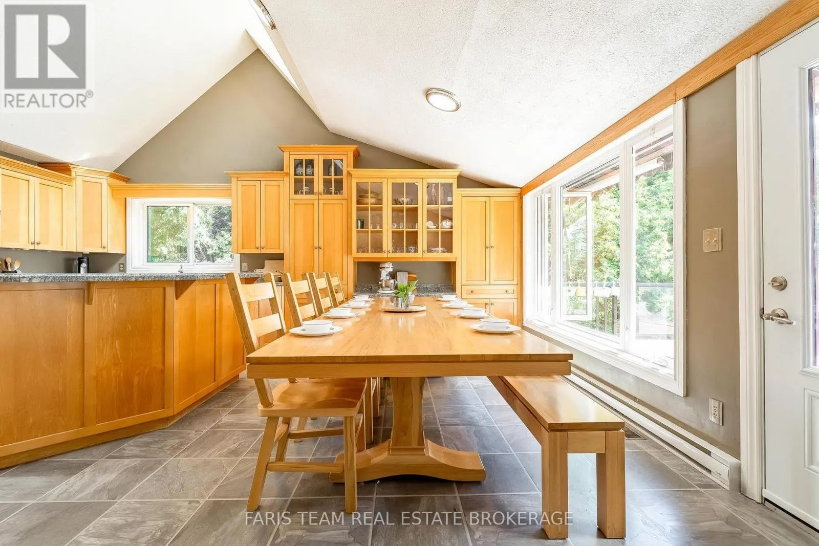 3299 SHOREVIEW DRIVE