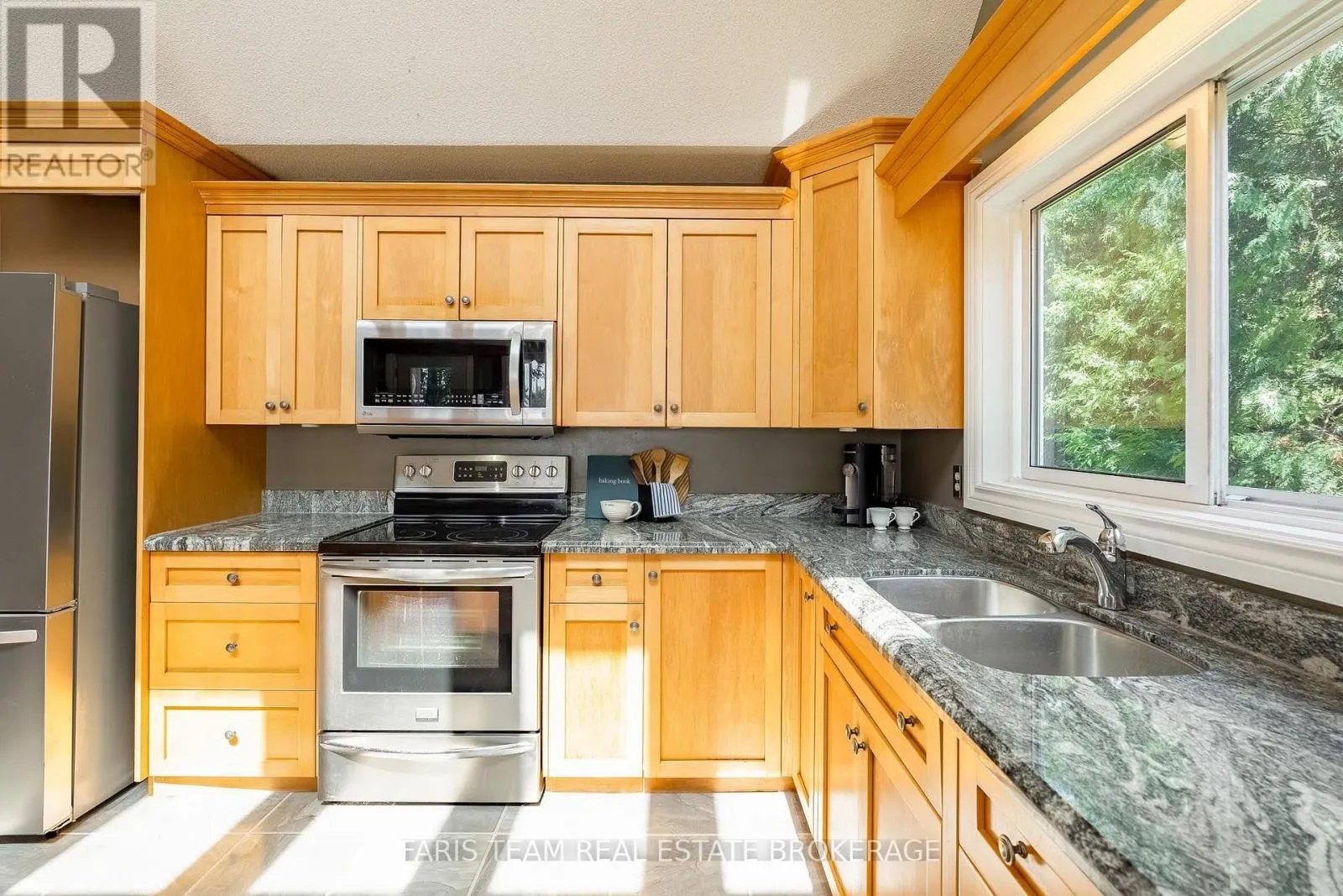 3299 SHOREVIEW DRIVE