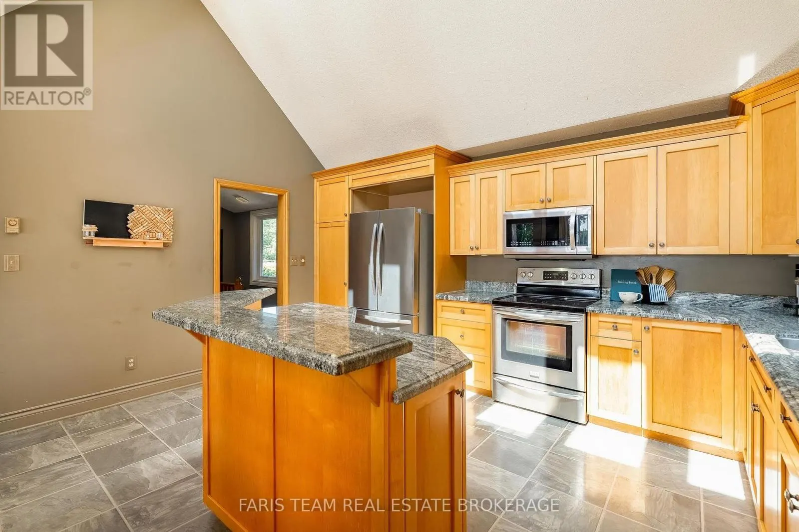 3299 SHOREVIEW DRIVE