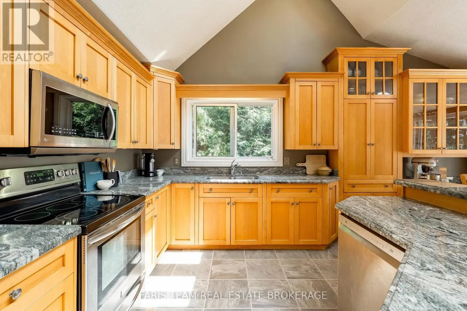 3299 SHOREVIEW DRIVE