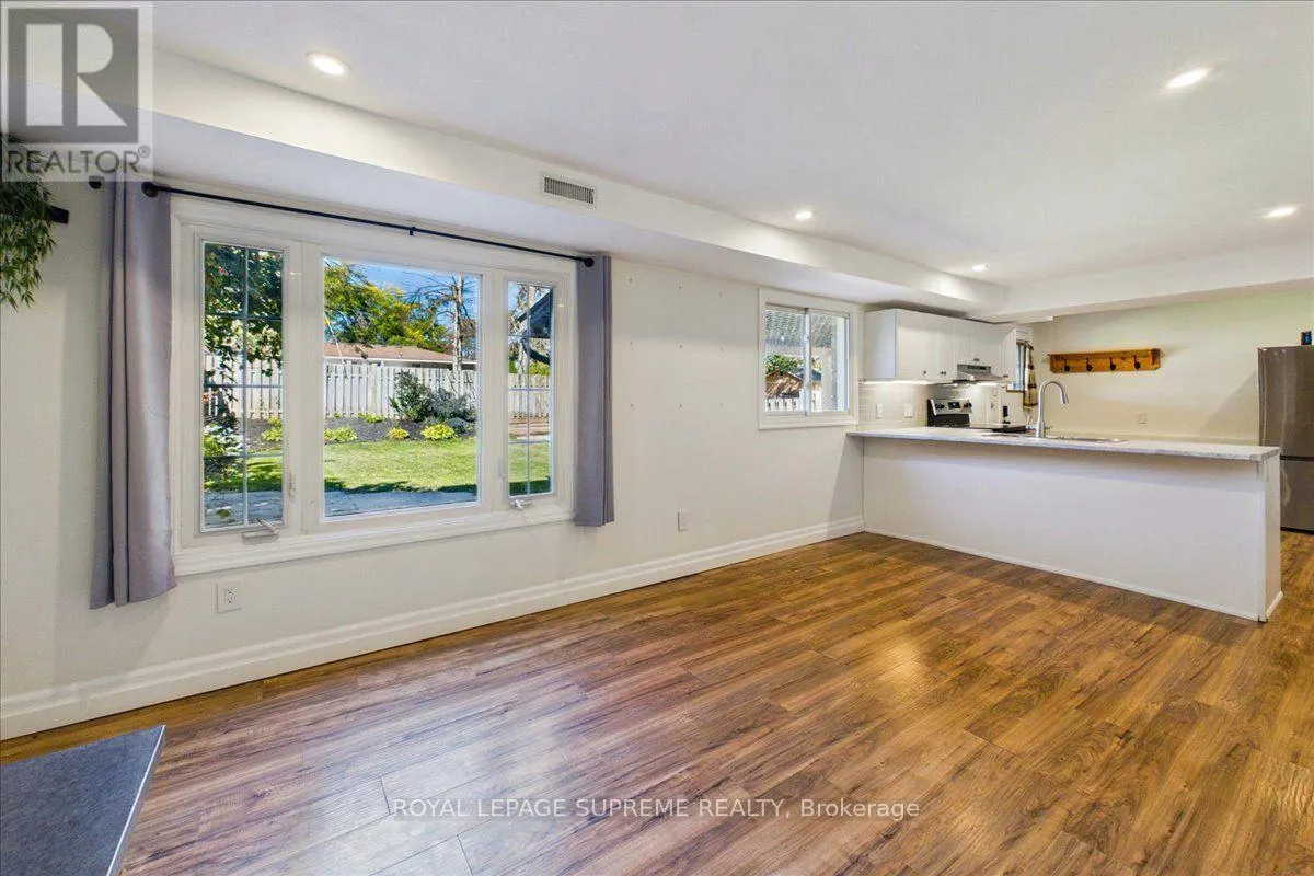 LOWER - 46 RIDGEWAY AVENUE