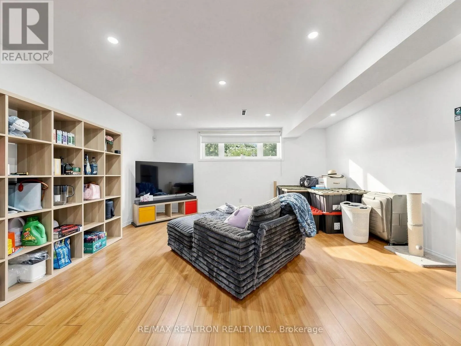 101 CHIEFTAIN CRESCENT