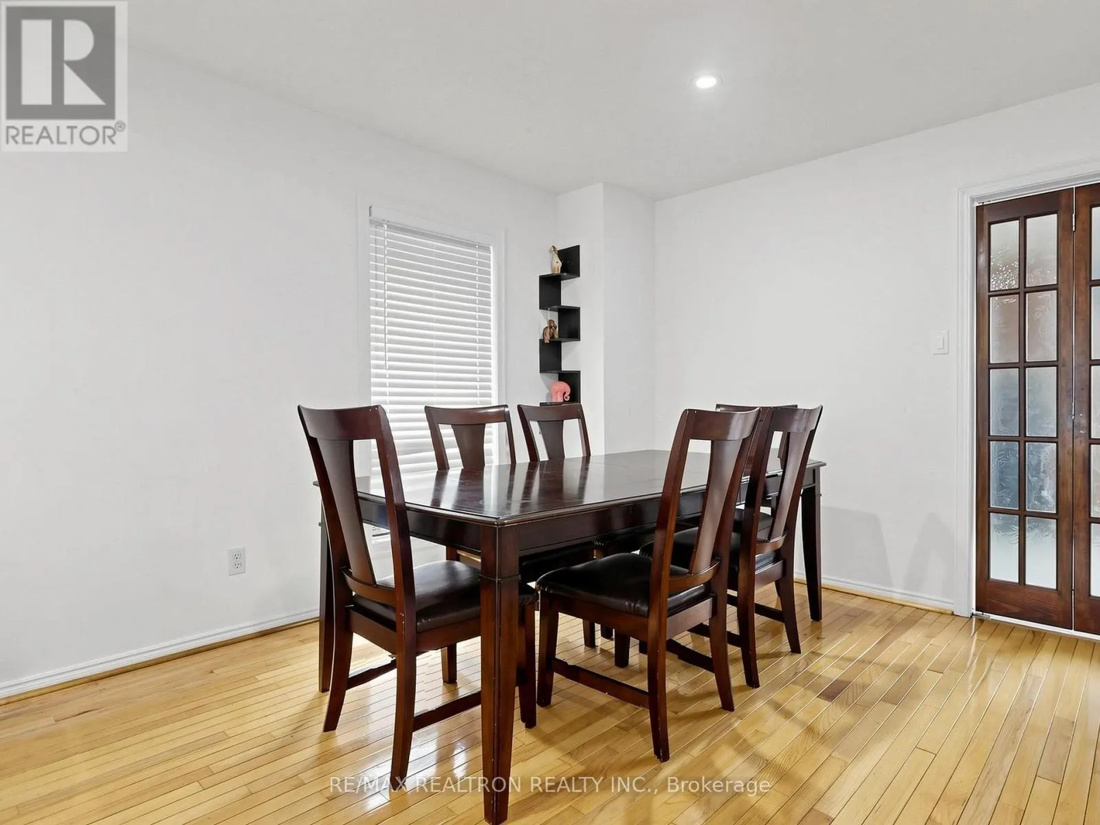 101 CHIEFTAIN CRESCENT