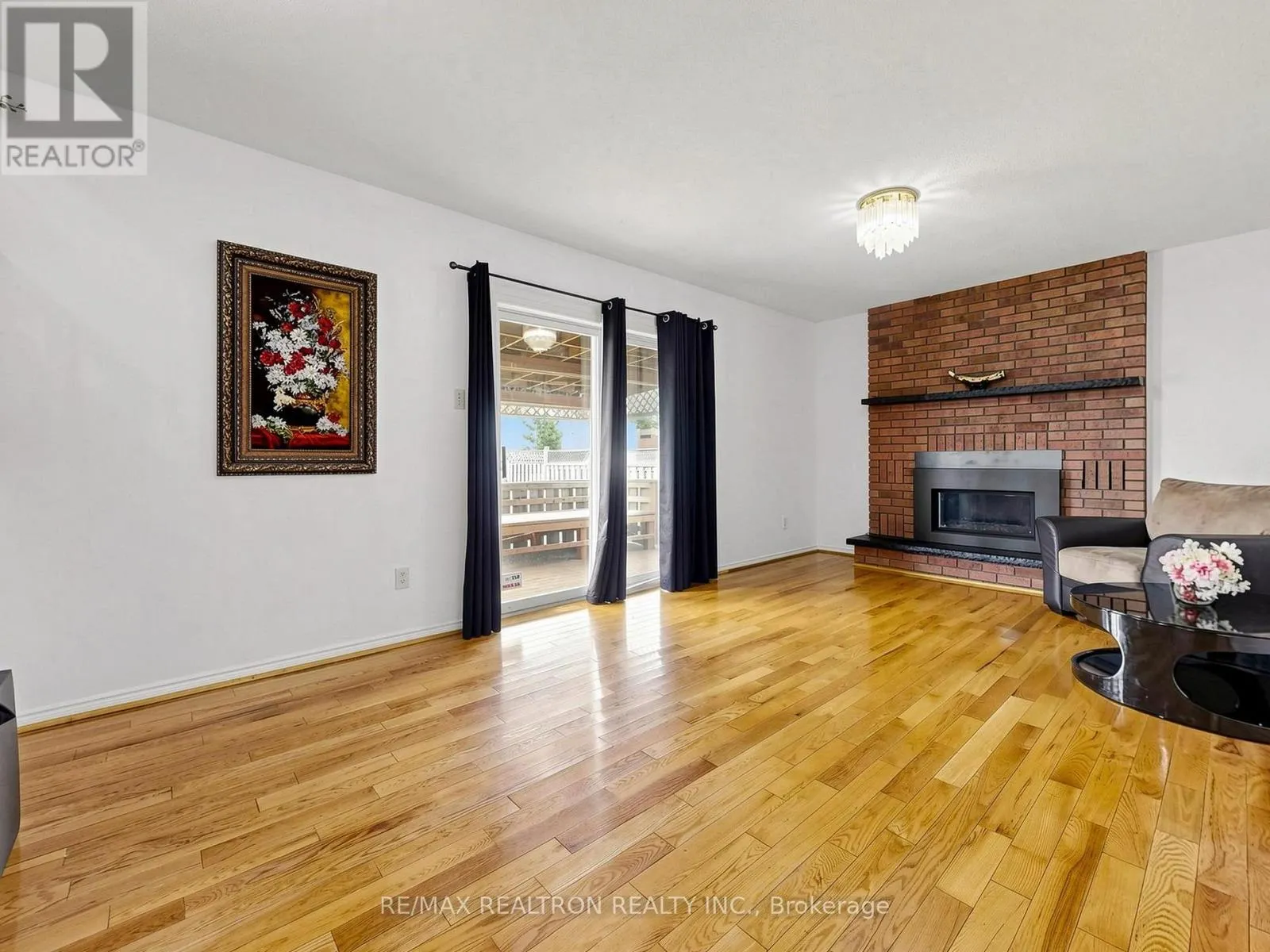 101 CHIEFTAIN CRESCENT