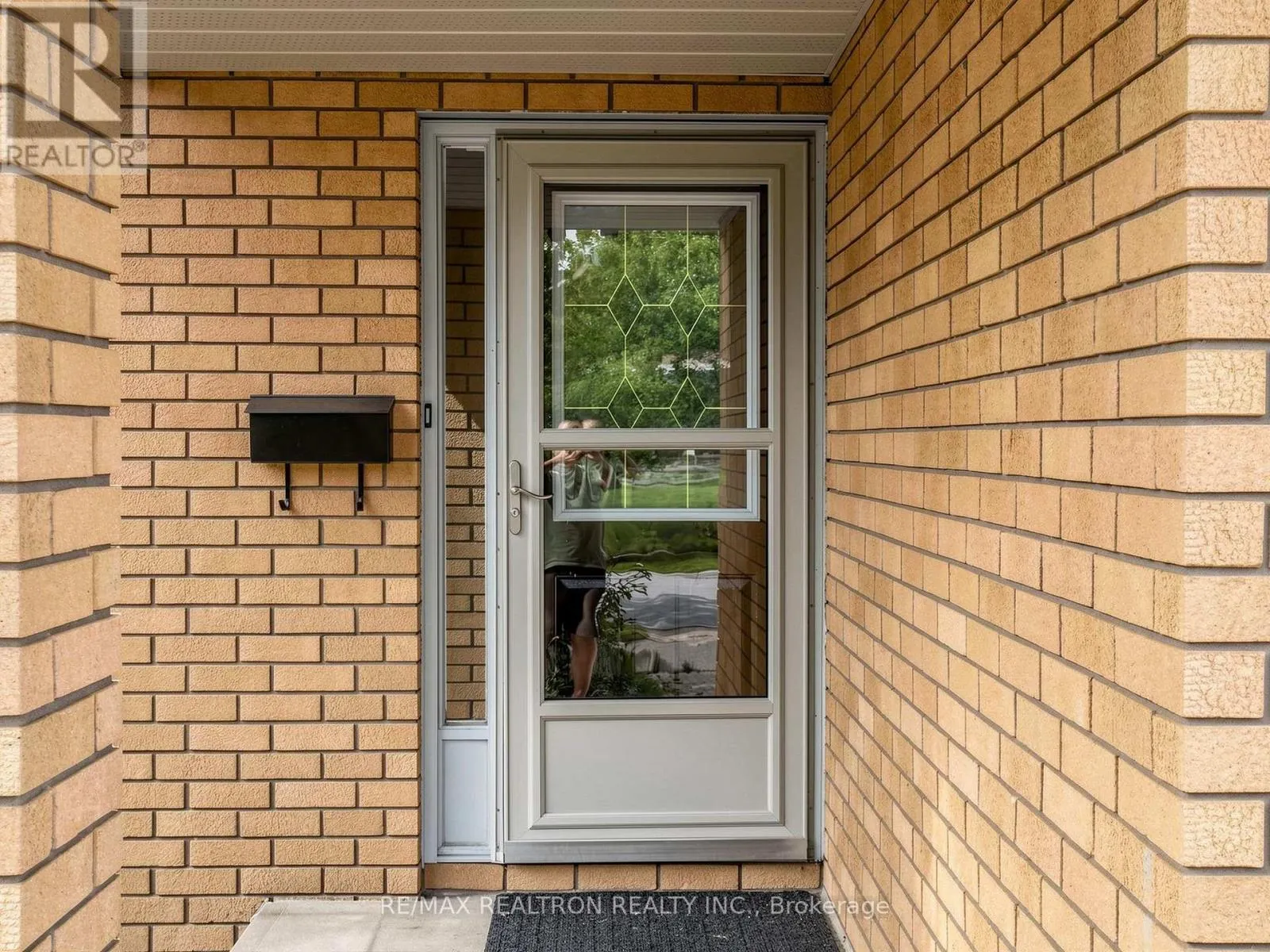 101 CHIEFTAIN CRESCENT