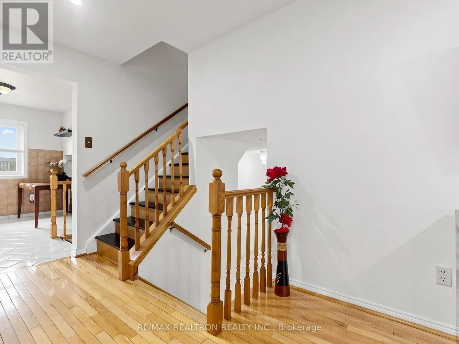 101 CHIEFTAIN CRESCENT
