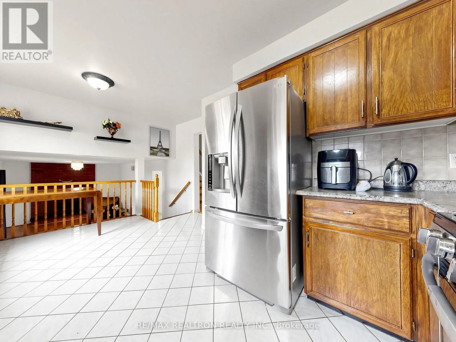 101 CHIEFTAIN CRESCENT