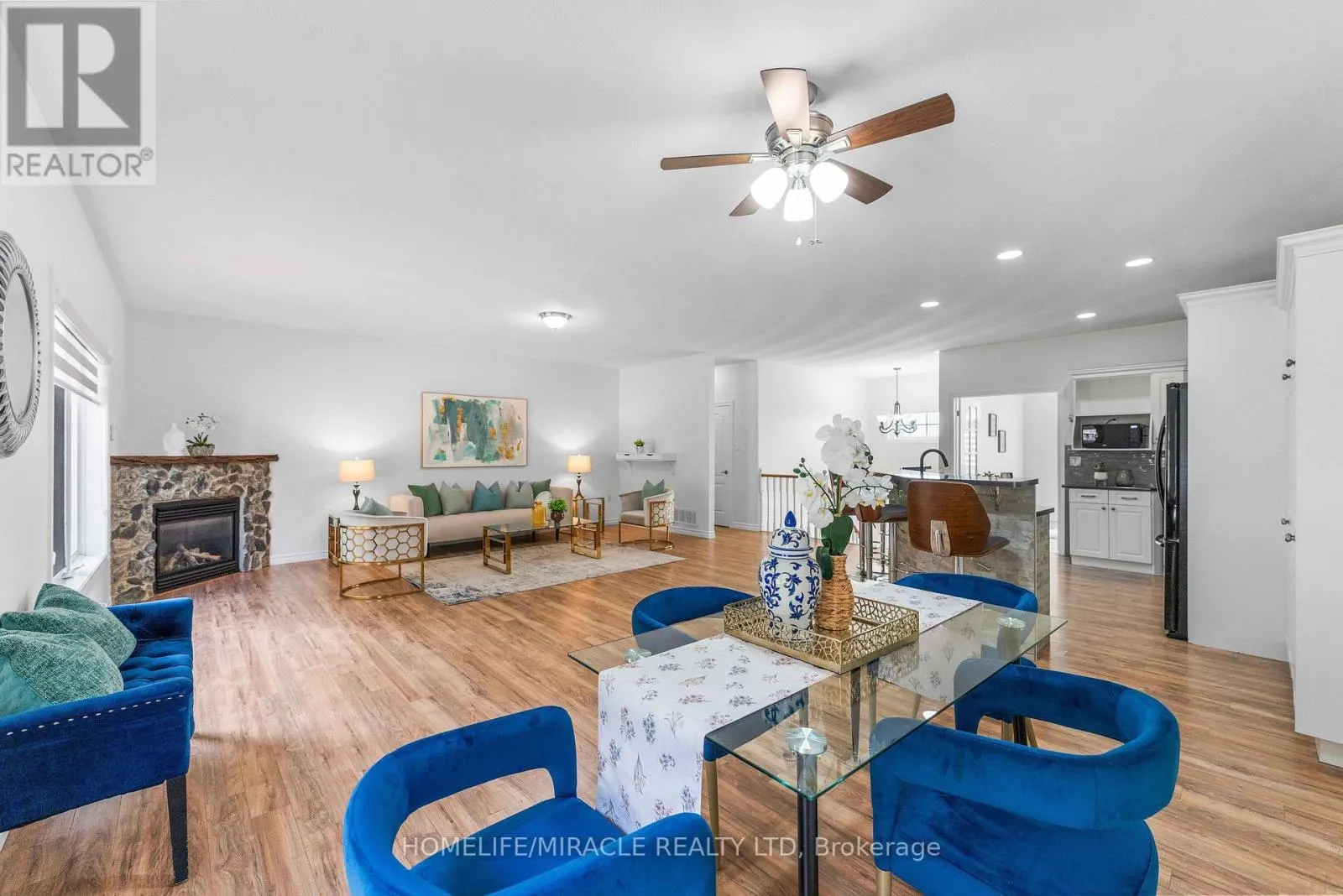 30 DOVE CRESCENT