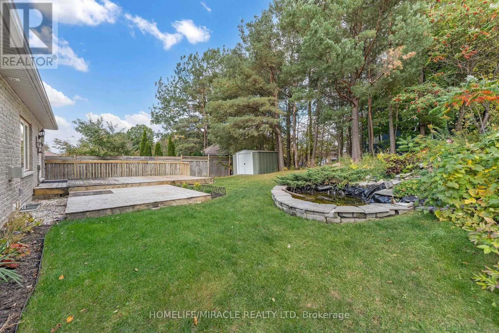 30 DOVE CRESCENT