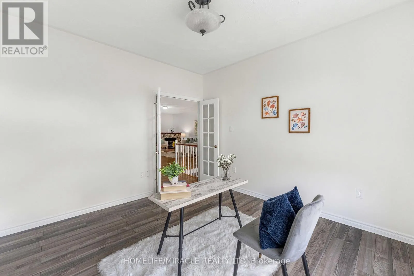 30 DOVE CRESCENT
