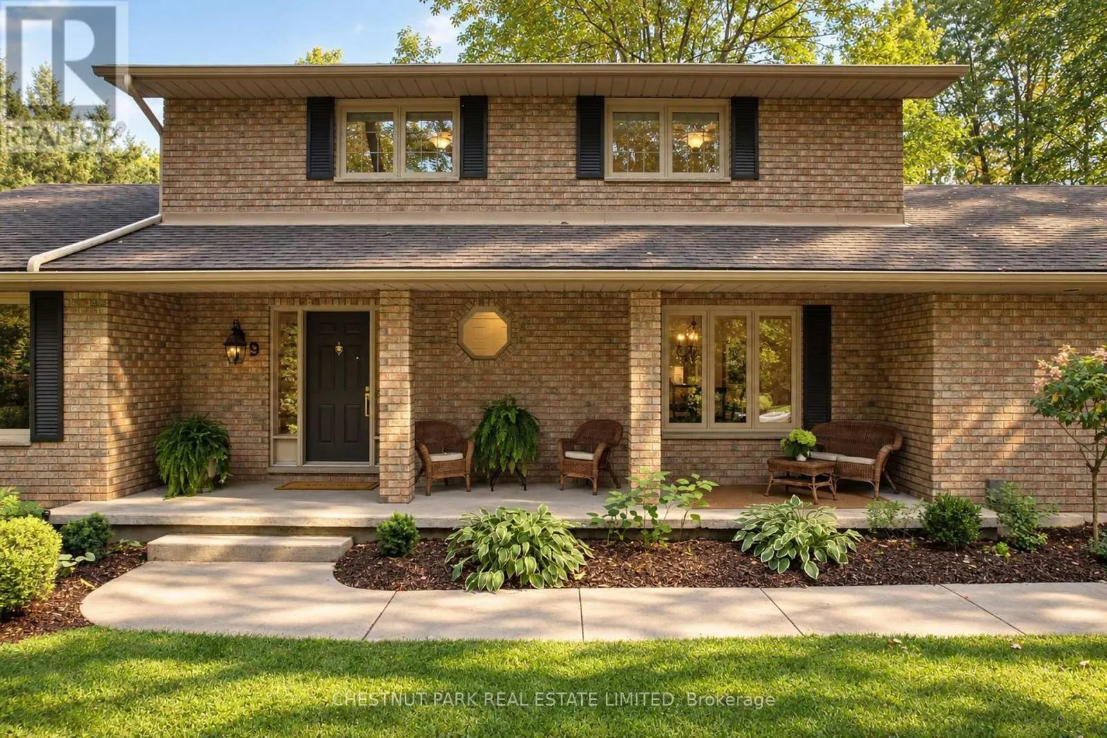 9 MILLS CIRCLE