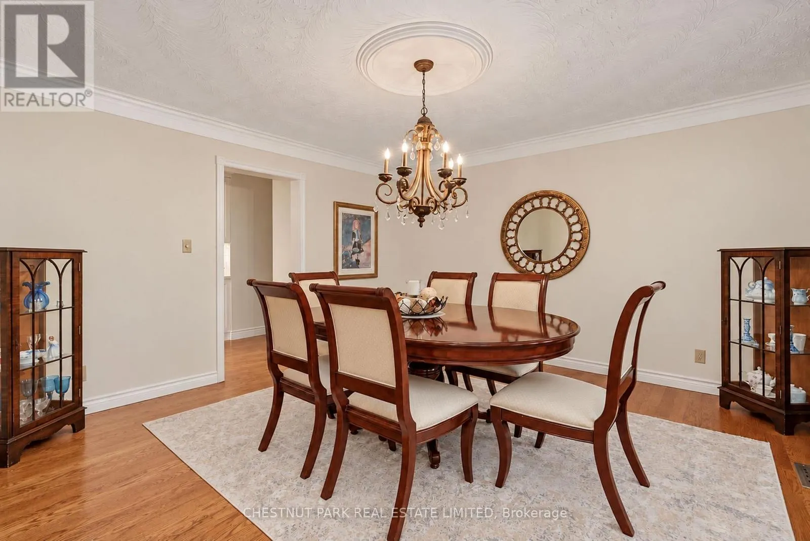 9 MILLS CIRCLE