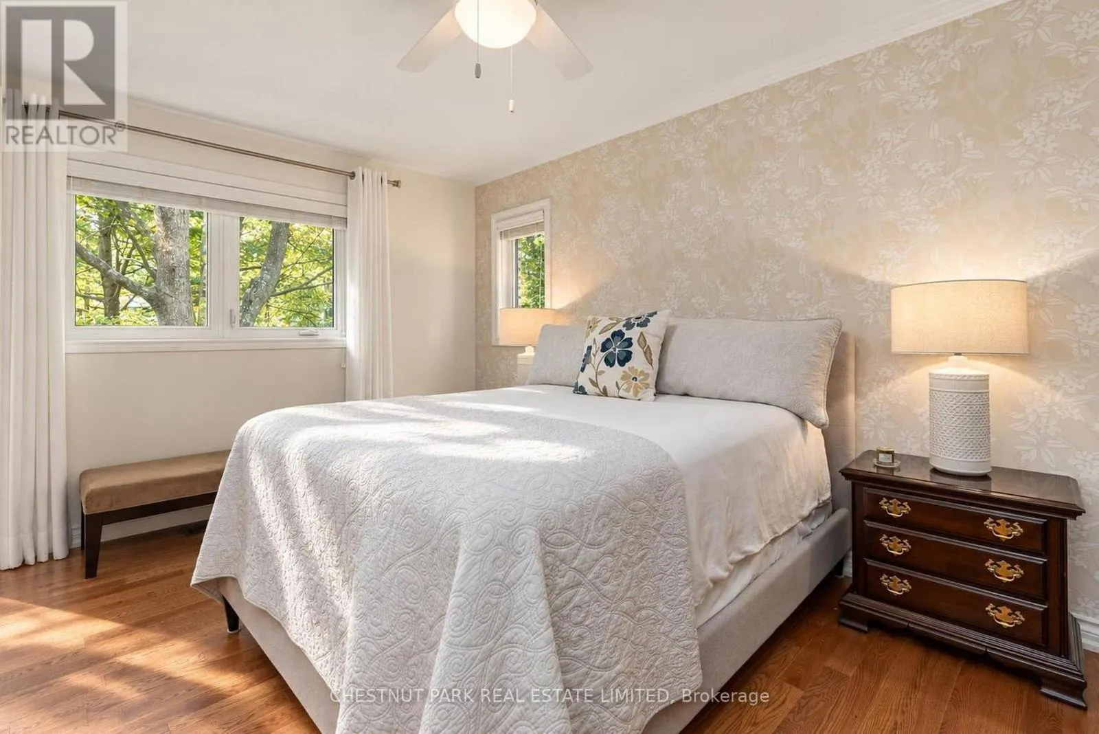 9 MILLS CIRCLE