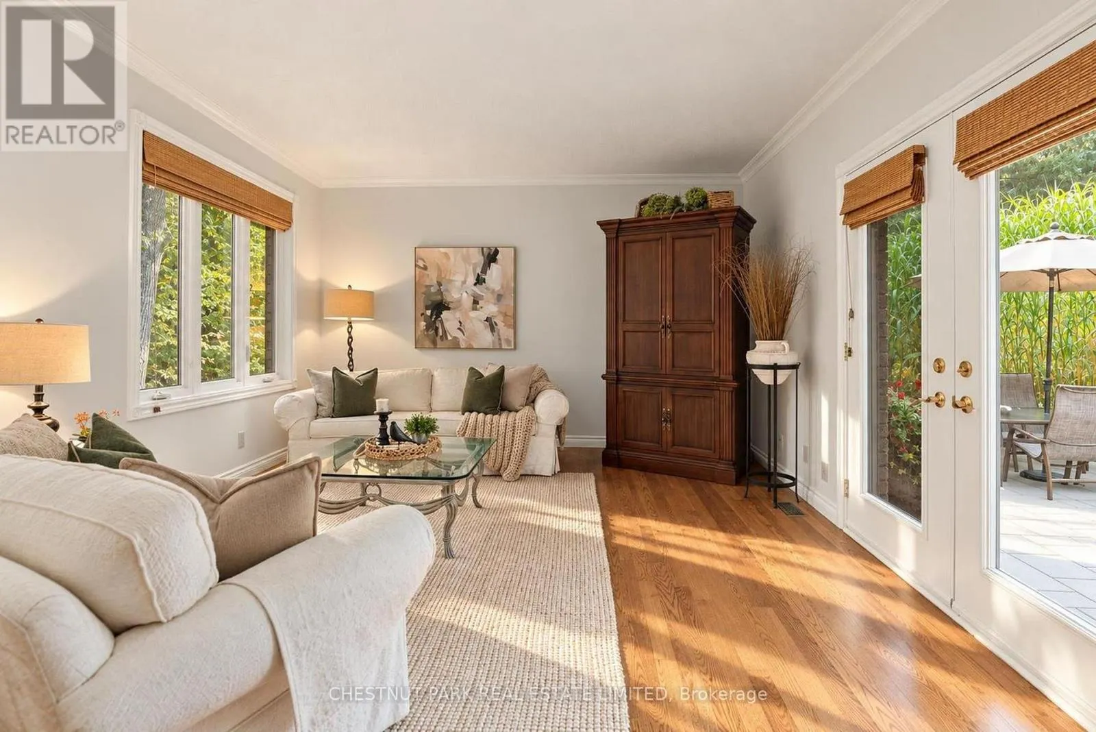 9 MILLS CIRCLE