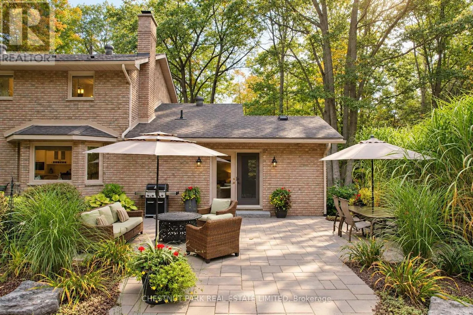 9 MILLS CIRCLE