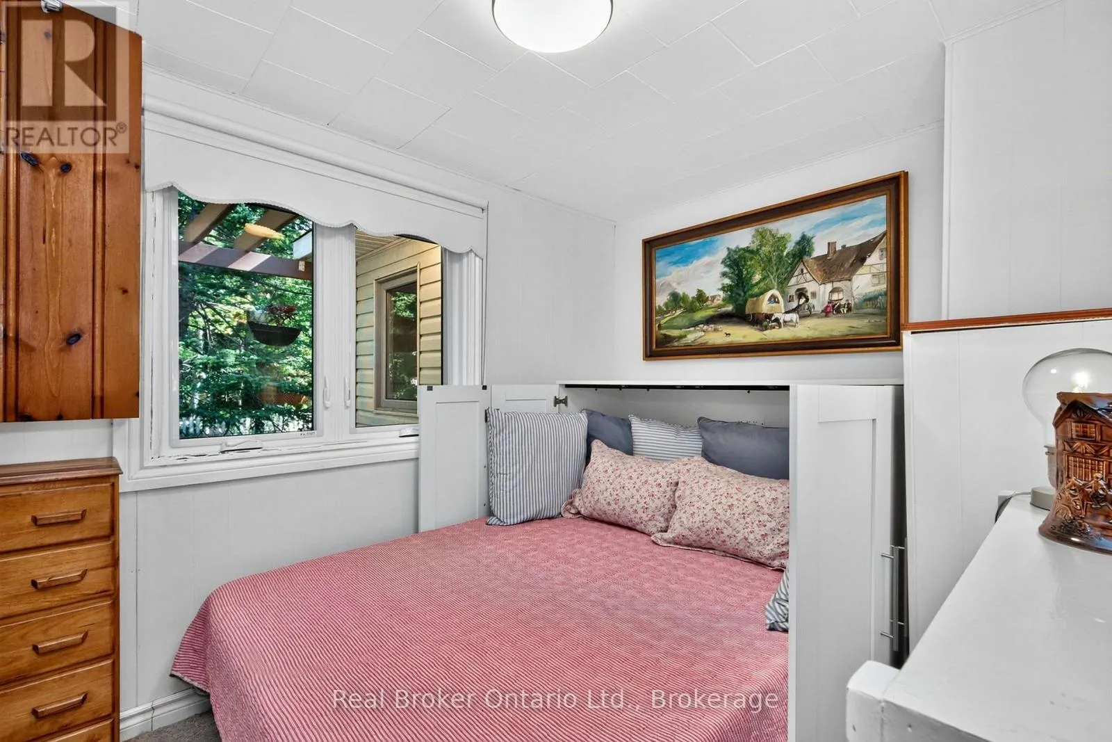 56 BELGROVE CRESCENT