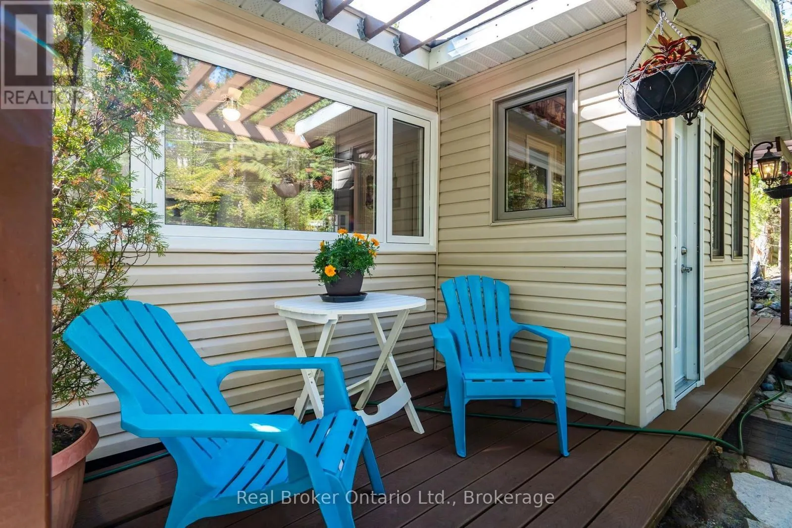 56 BELGROVE CRESCENT