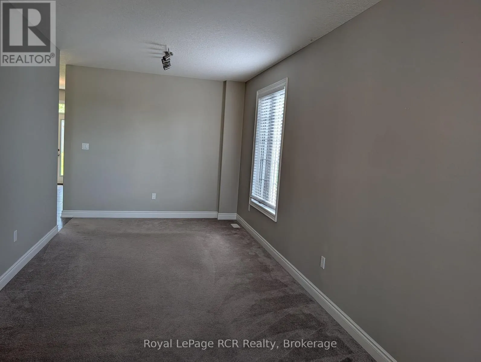 89 LOCKERBIE CRESCENT