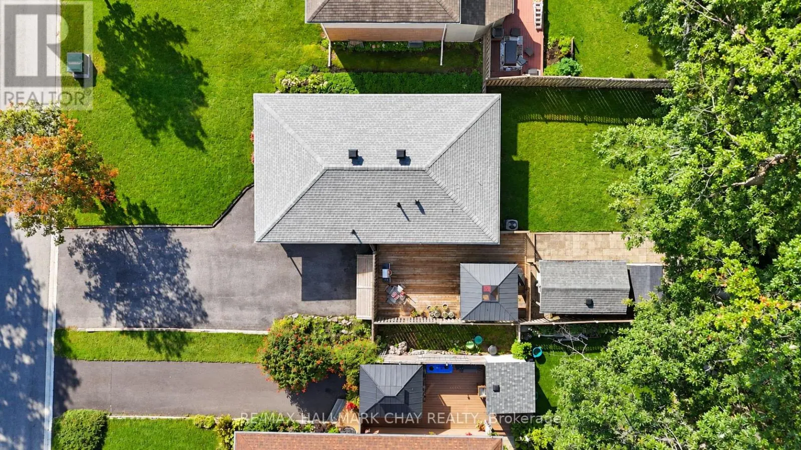 LOWER - 11 DAPHNE CRESCENT