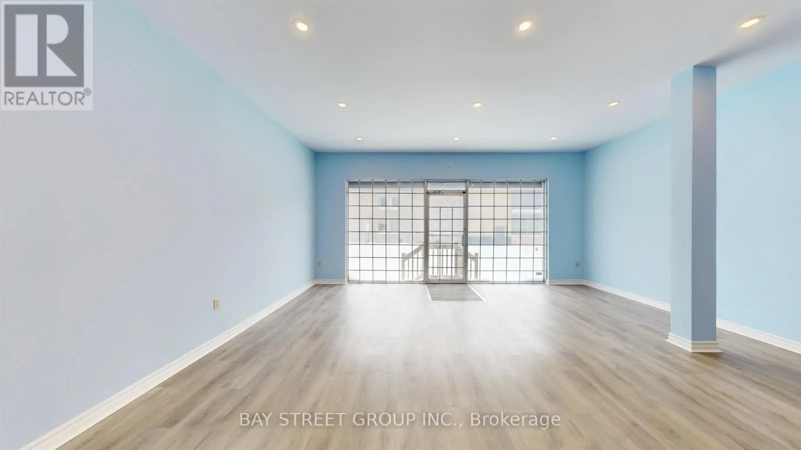 101 - 66 MAPLE AVENUE