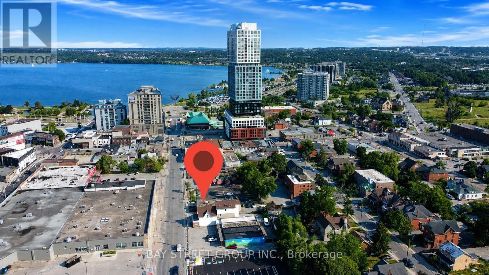 101 - 66 MAPLE AVENUE