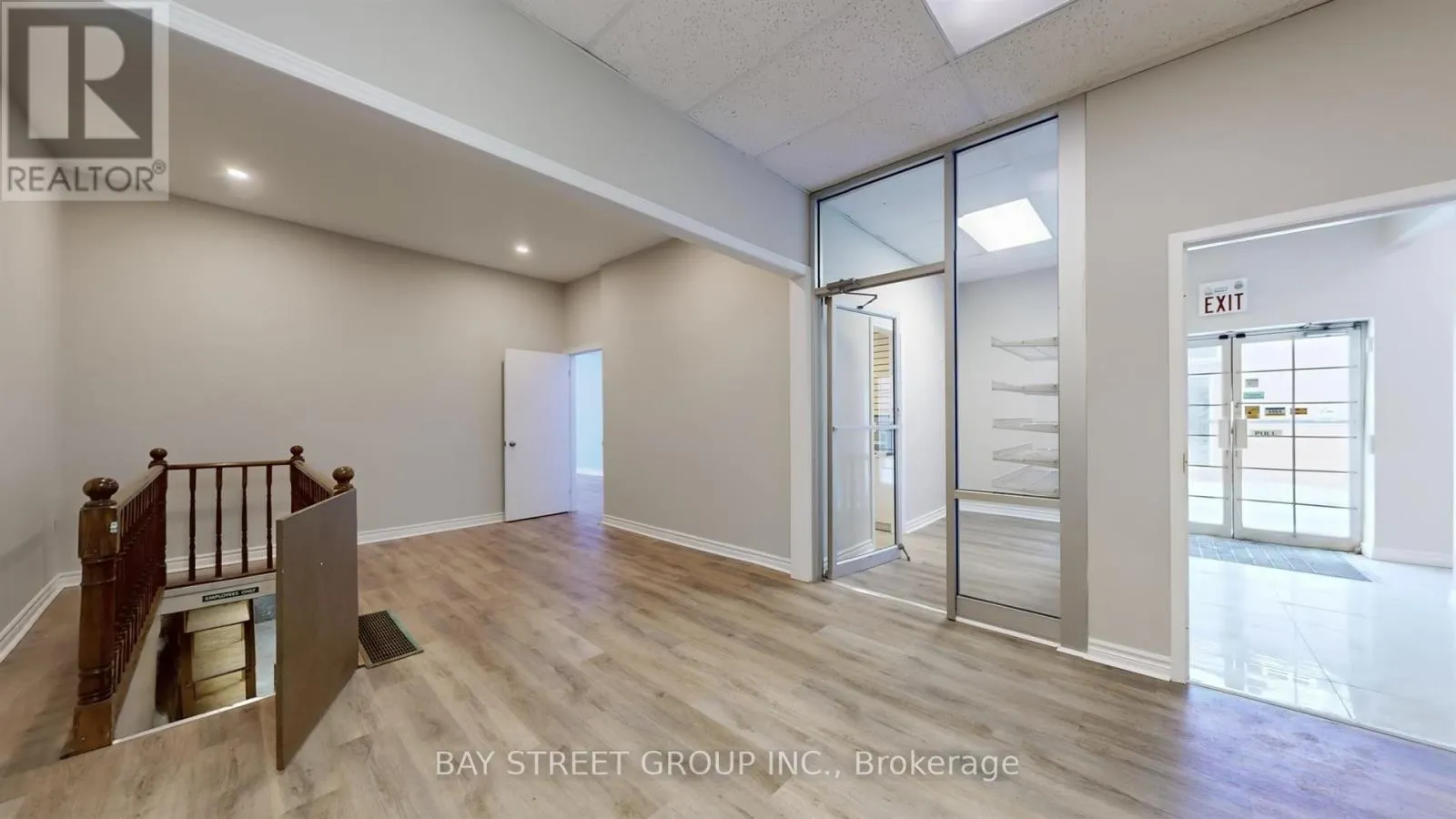101 - 66 MAPLE AVENUE