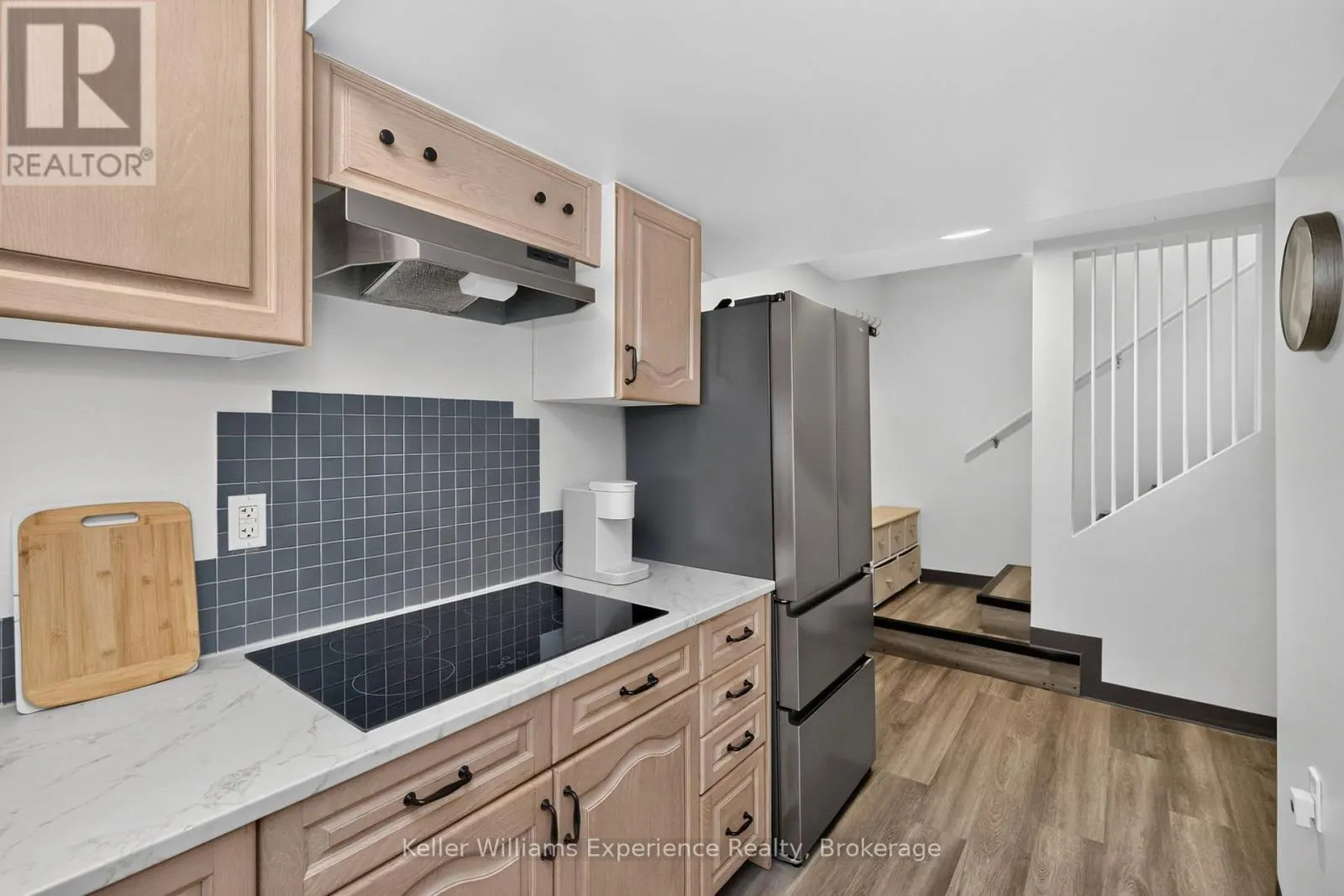 13 LINDSAY COURT