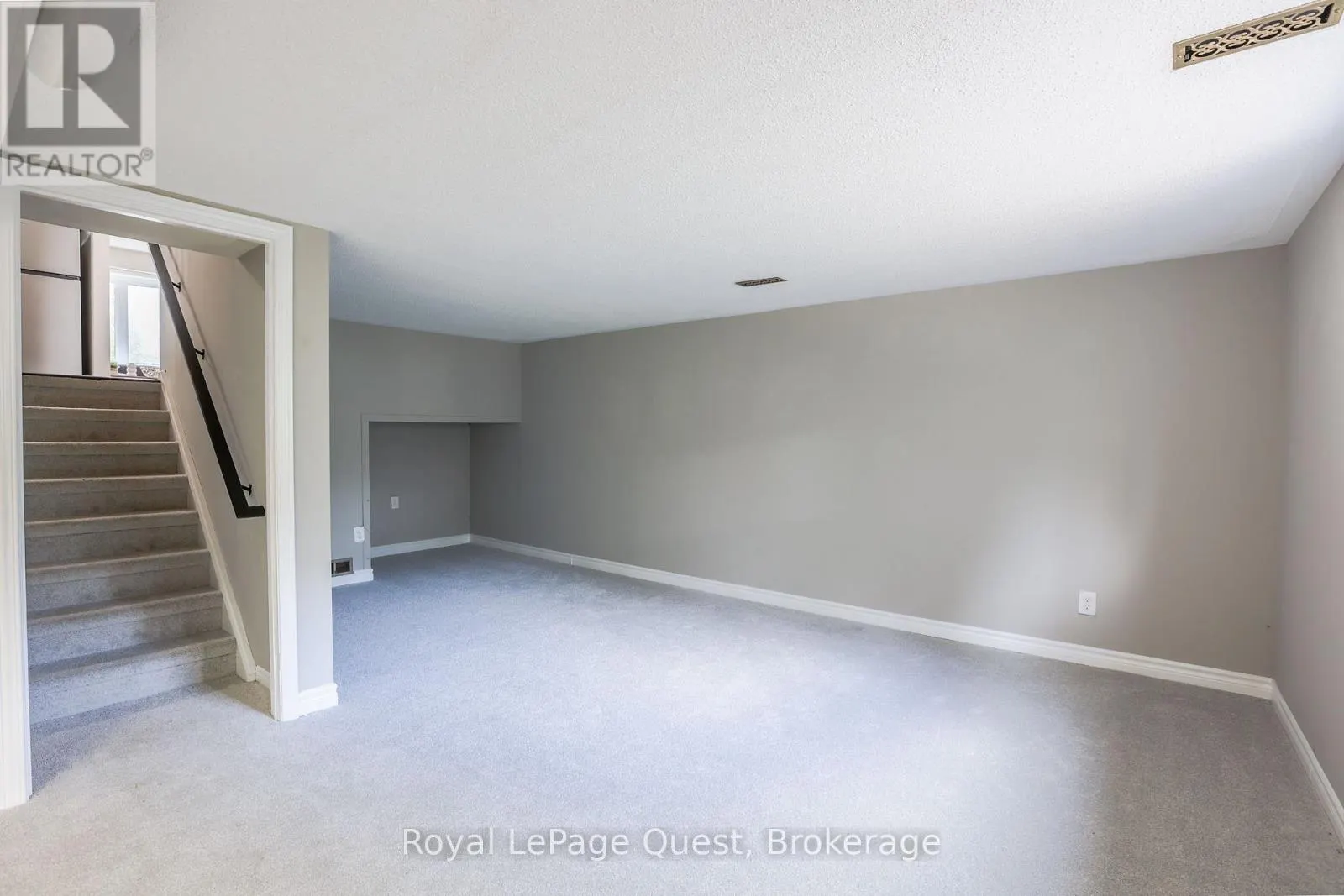 442 SUNDIAL DRIVE