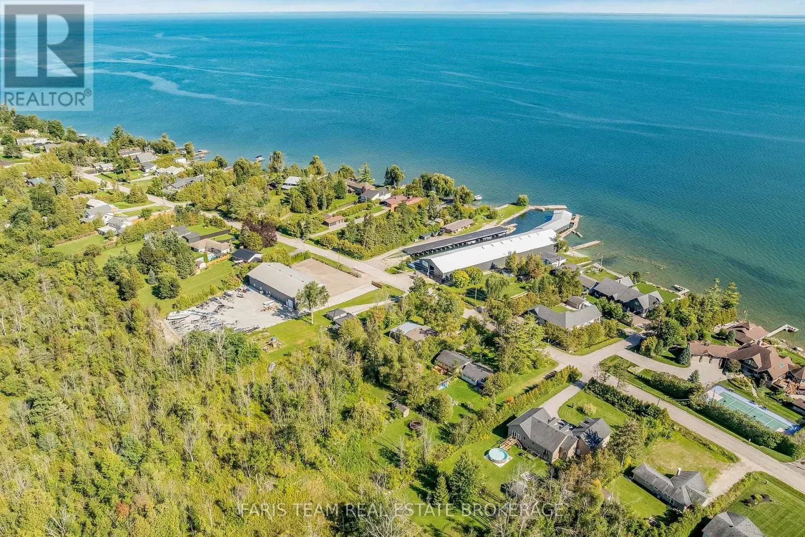 224 LAKESHORE ROAD W